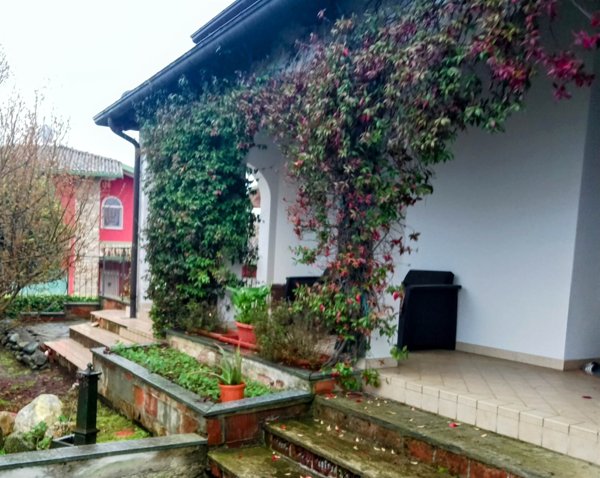 casa indipendente in vendita a Verrone