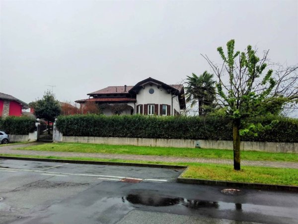 casa indipendente in vendita a Verrone