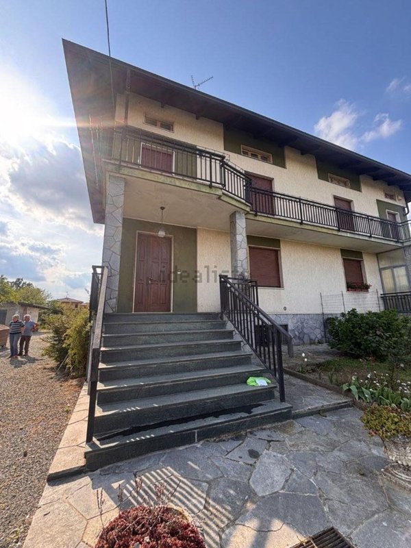 casa indipendente in vendita a Verrone