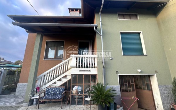 casa indipendente in vendita a Vigliano Biellese
