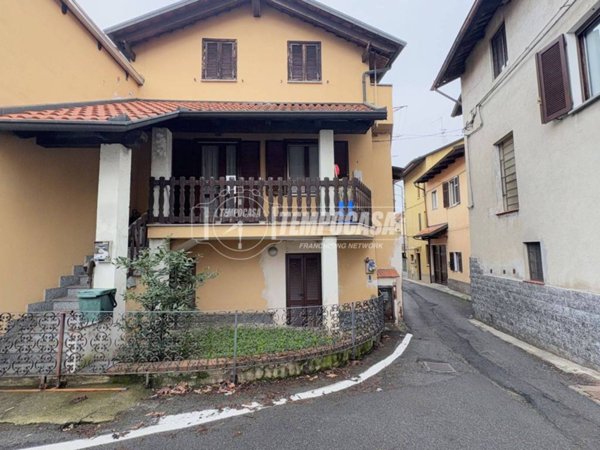 casa indipendente in vendita a Vigliano Biellese