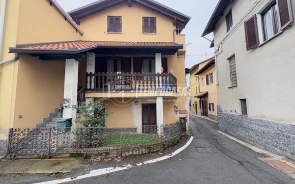 casa indipendente in vendita a Vigliano Biellese