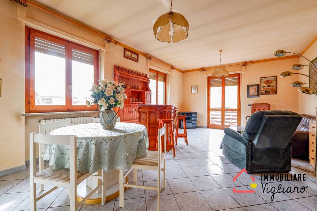 casa indipendente in vendita a Vigliano Biellese