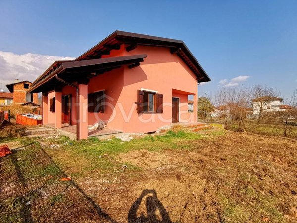 casa indipendente in vendita a Vigliano Biellese