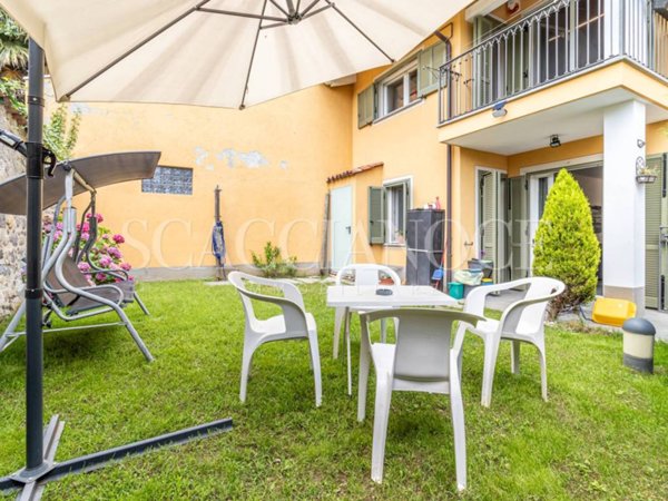 casa indipendente in vendita a Vigliano Biellese