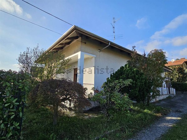 casa indipendente in vendita a Vigliano Biellese