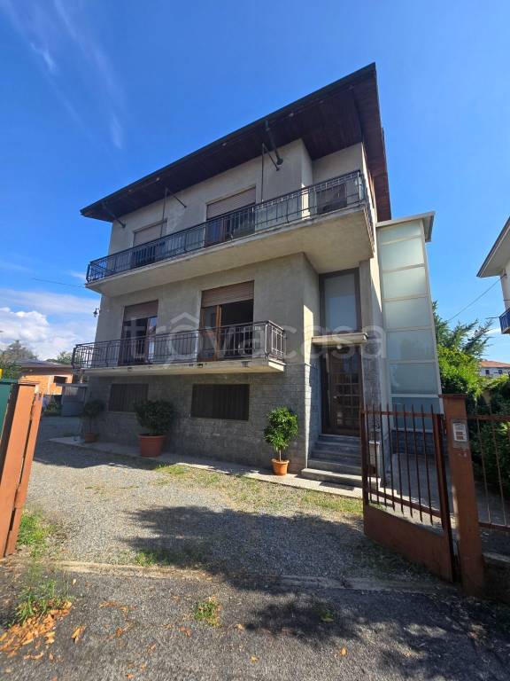 casa indipendente in vendita a Vigliano Biellese