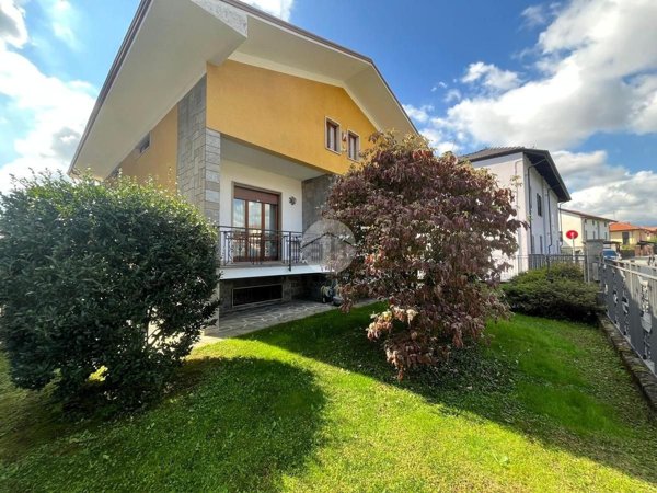 casa indipendente in vendita a Vigliano Biellese