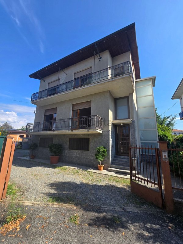 casa indipendente in vendita a Vigliano Biellese