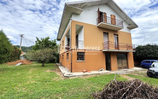casa indipendente in vendita a Vigliano Biellese
