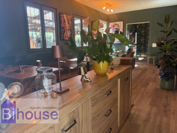 negozio in vendita a Vigliano Biellese