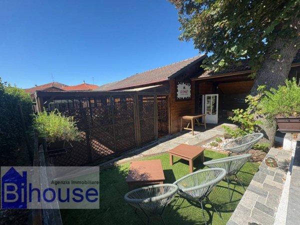 negozio in vendita a Vigliano Biellese