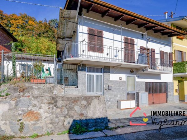casa indipendente in vendita a Vigliano Biellese