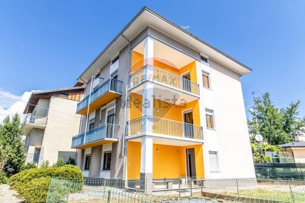 casa indipendente in vendita a Vigliano Biellese