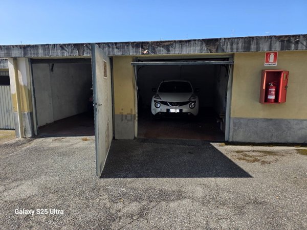 locale di sgombero in vendita a Vigliano Biellese