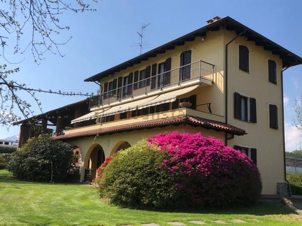 casa indipendente in vendita a Vigliano Biellese