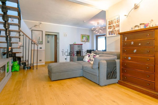 casa semindipendente in vendita a Vigliano Biellese