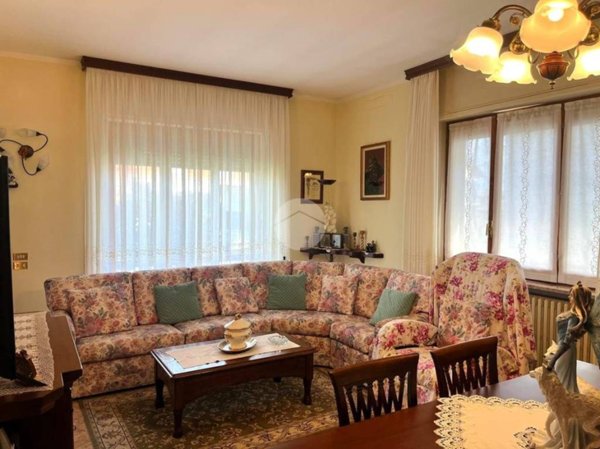 casa indipendente in vendita a Vigliano Biellese