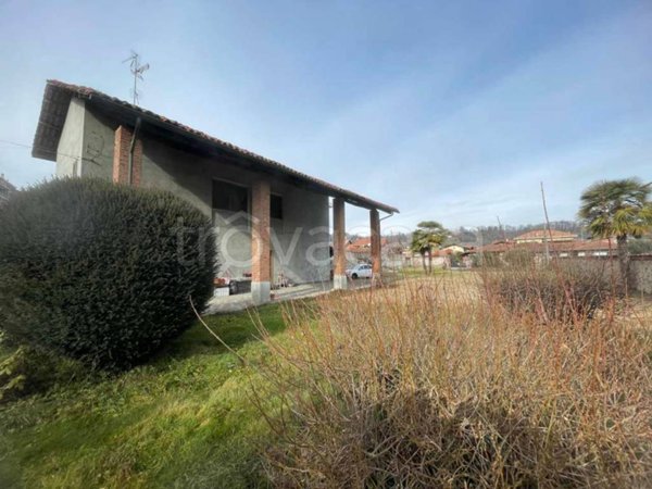 casa indipendente in vendita a Vigliano Biellese