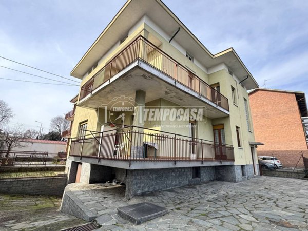 casa indipendente in vendita a Vigliano Biellese