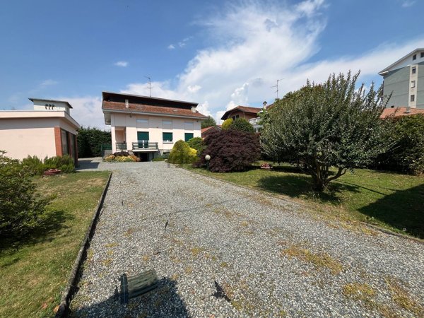 casa indipendente in vendita a Vigliano Biellese