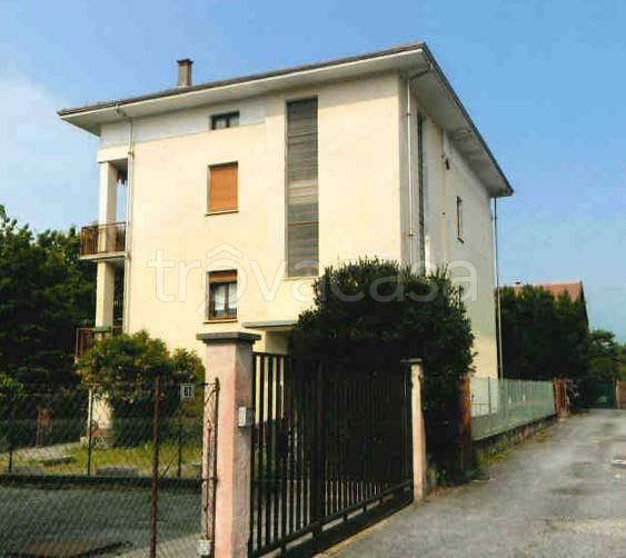 casa indipendente in vendita a Vigliano Biellese