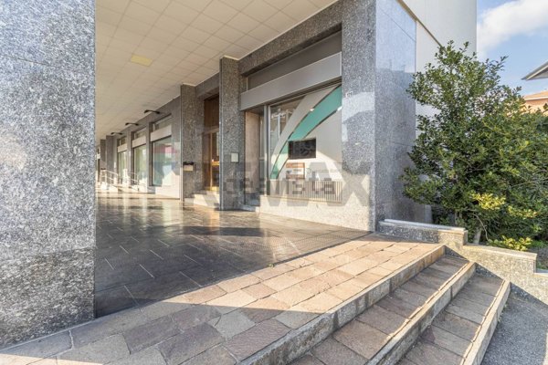 negozio in vendita a Vigliano Biellese