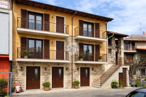 casale in vendita a Vigliano Biellese