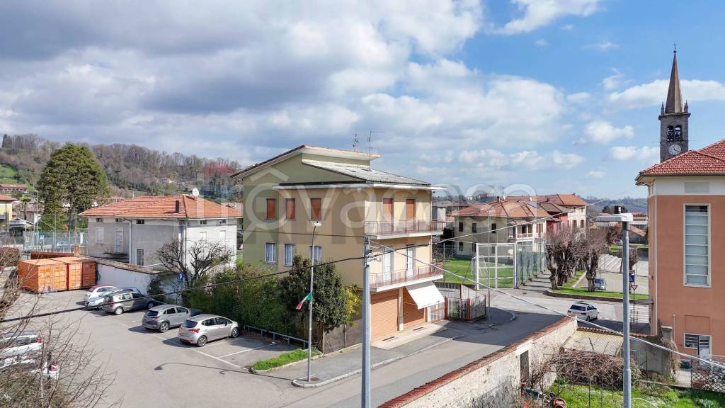 casa indipendente in vendita a Vigliano Biellese