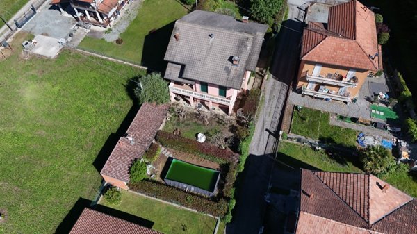 casa indipendente in vendita a Vigliano Biellese