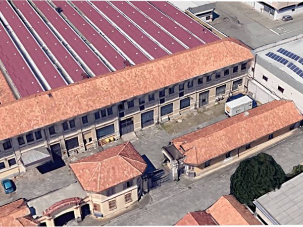 locale commerciale in vendita a Vigliano Biellese