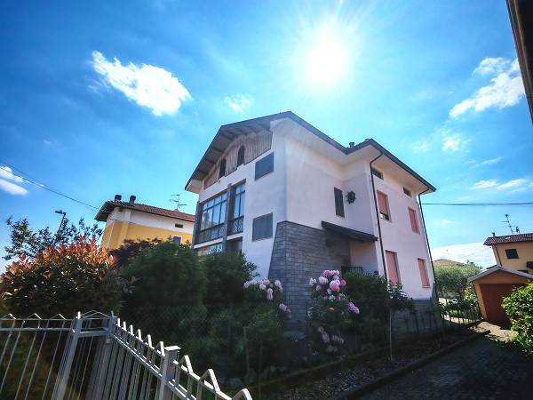 casa indipendente in vendita a Vigliano Biellese