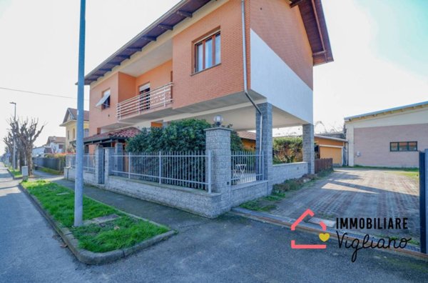casa indipendente in vendita a Vigliano Biellese