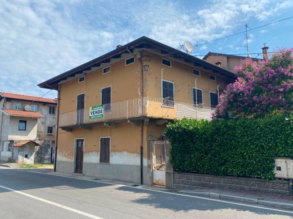 casa indipendente in vendita a Vigliano Biellese