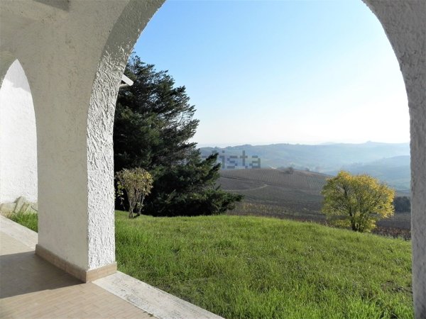 casa indipendente in vendita ad Alice Bel Colle