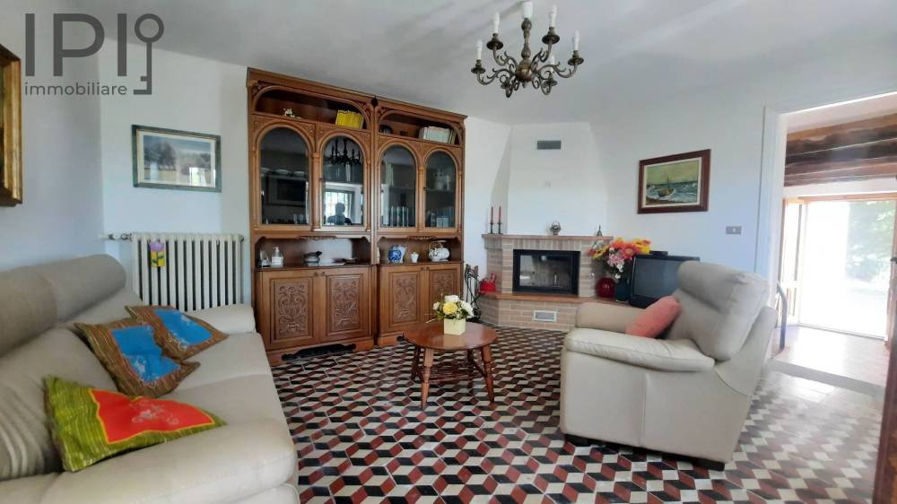 casa indipendente in vendita ad Alice Bel Colle