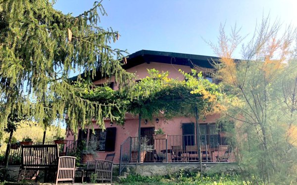casa indipendente in vendita ad Alice Bel Colle