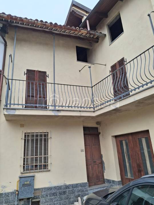 appartamento in vendita ad Alice Bel Colle