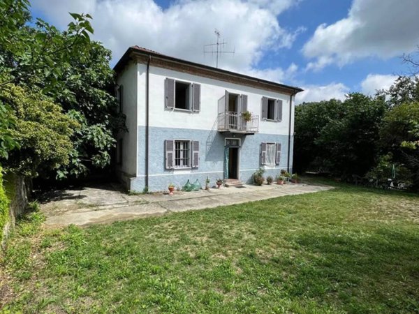 casa indipendente in vendita ad Alice Bel Colle