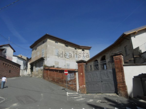 casa indipendente in vendita ad Alice Bel Colle