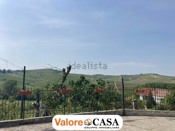 casa indipendente in vendita ad Alice Bel Colle