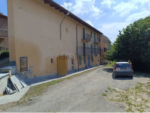 casa indipendente in vendita ad Alice Bel Colle in zona Boidini