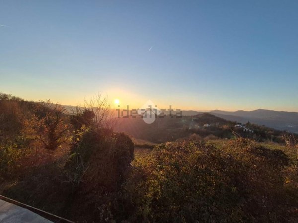 appartamento in vendita ad Alice Bel Colle