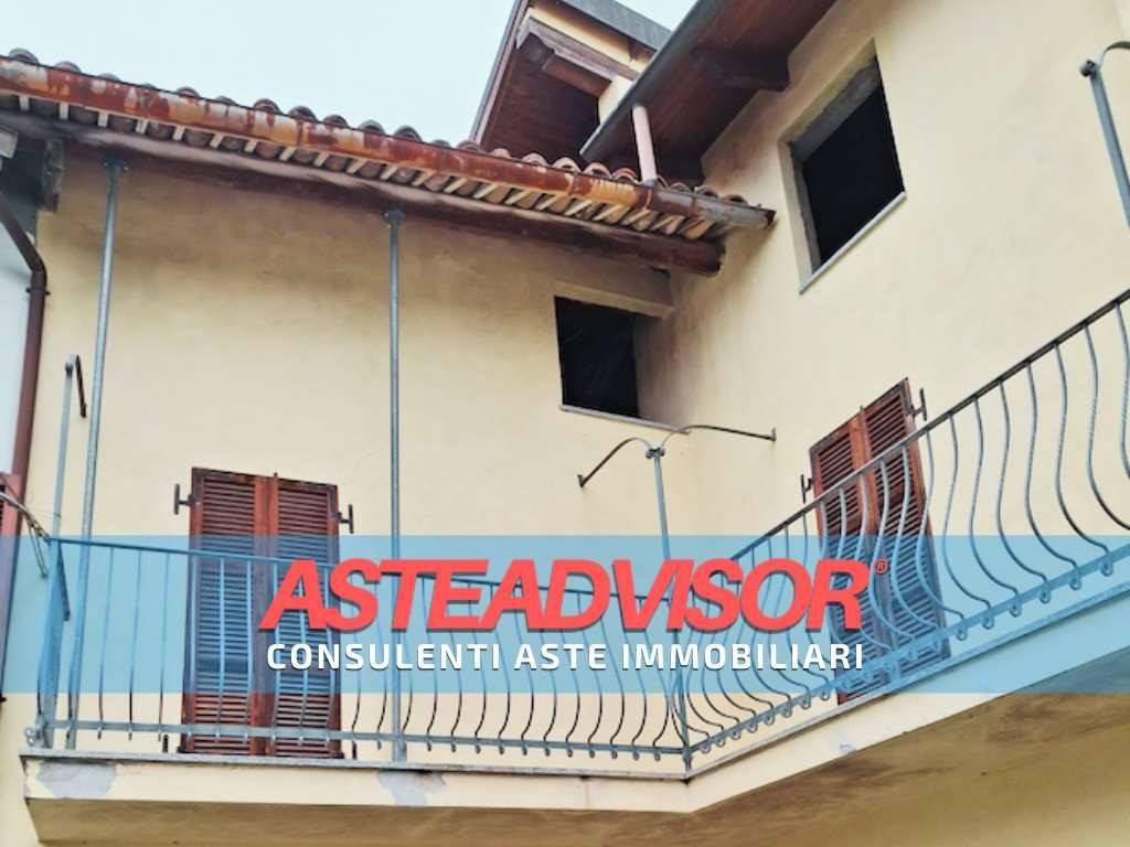 casa indipendente in vendita ad Alice Bel Colle