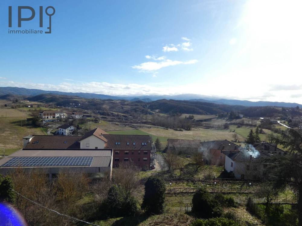 casa indipendente in vendita ad Alice Bel Colle