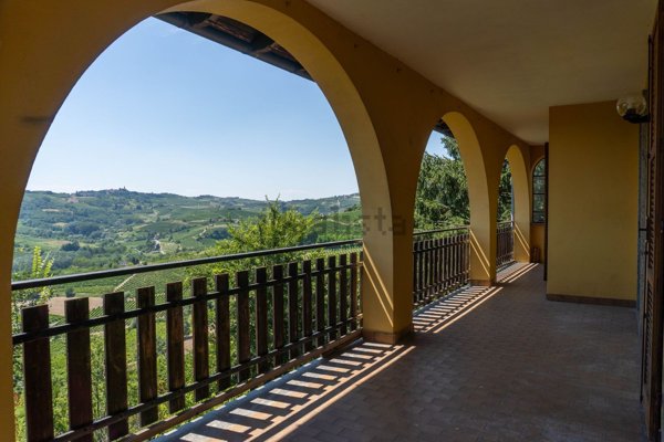 casa indipendente in vendita ad Alice Bel Colle