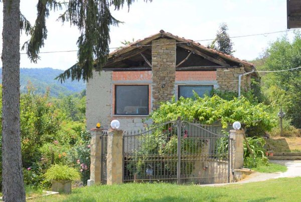 casa indipendente in vendita ad Alice Bel Colle