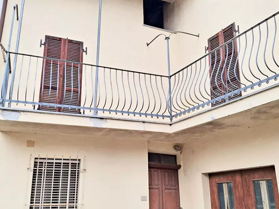casa indipendente in vendita ad Alice Bel Colle
