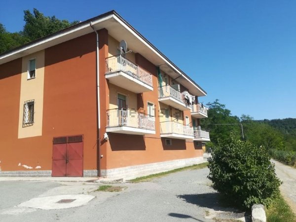 appartamento in vendita ad Alice Bel Colle in zona Causolo