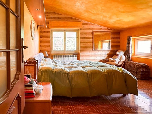 casa indipendente in vendita ad Alice Bel Colle in zona Causolo